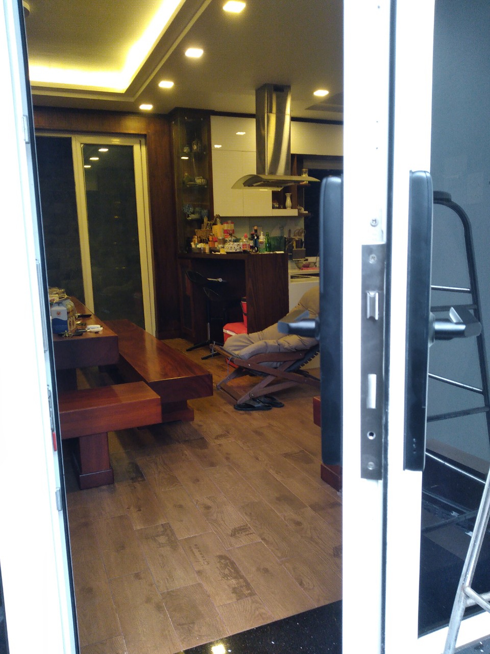 Khóa điện tử cho cửa nhựa lõi thép Euro Window